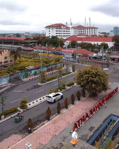 Stasiun Tugu Yogyakarta Sebagai Pintu Masuk Wisatawan Jogja