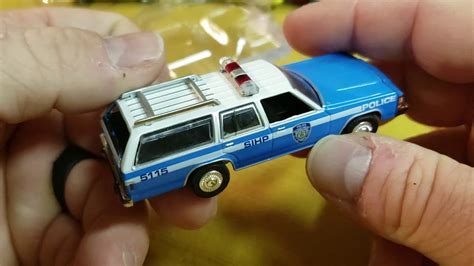 Green Light Hot Pursuit Series Ford Ltd Crown Victoria Wagon