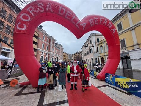 Terni La Corsa Della Befana E Liniziativa Per I Piccoli Delle Case