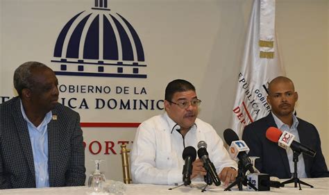 El Ministerio de Deportes reparará ocho pistas de atletismo y