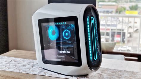 Alienware Aurora R13 Review Gaming Desktop Qualbert