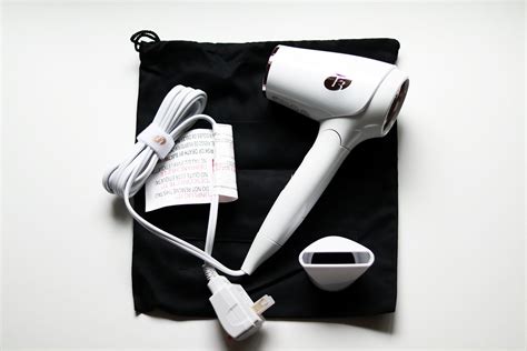 T3 Featherweight Hair Dryer Review: Overpriced and Underpowered