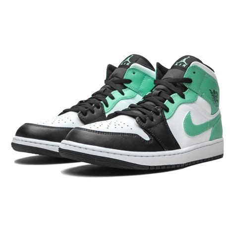 Air Jordan 1 Mid Island Green Area 02