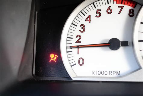 SRS Light/Airbag Light: What Should I Do When It’s On - OBD Station