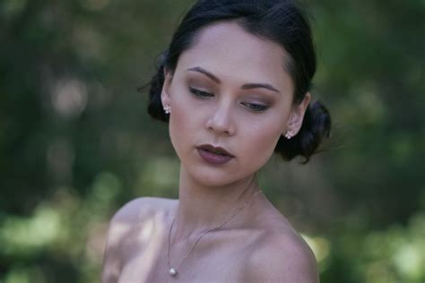 76811 Model 4K Brunette Portrait Face Rare Gallery HD Wallpapers