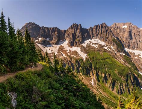 Hike This Washington Trail And Feel Like You're In The Swiss Alps