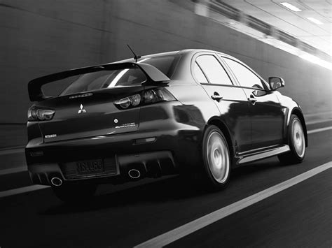 Mitsubishi Lancer Evolution by Model Year & Generation - CarsDirect