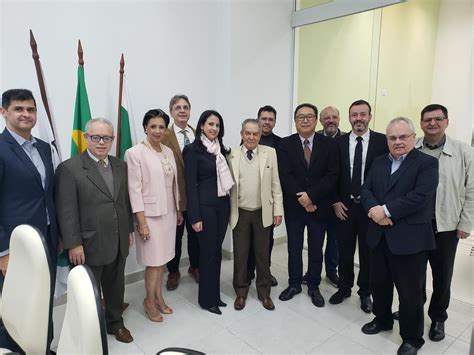 CRM PR recebe representantes da Sociedade Brasileira e Associação