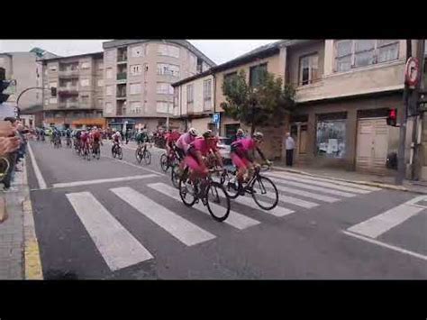 Pelot N Da Volta Ciclista A Galicia Ao Seu Paso Pola R A Youtube