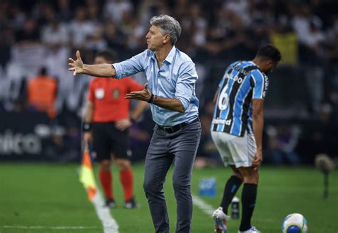 Renato Se Revolta VAR Corinthians Itaquera A Gente Sabe Como