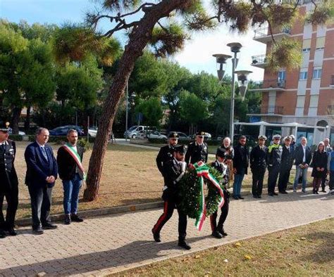 Corona Di Alloro Per I Caduti Di Nassiriya