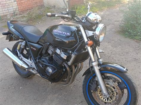 Купить б у Honda CB 400 Super Four карбюратор 6 передач в Великом Новгороде чёрный naked bike