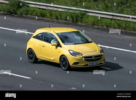 Vauxhall corsa sri ecoflex hi-res stock photography and images - Alamy