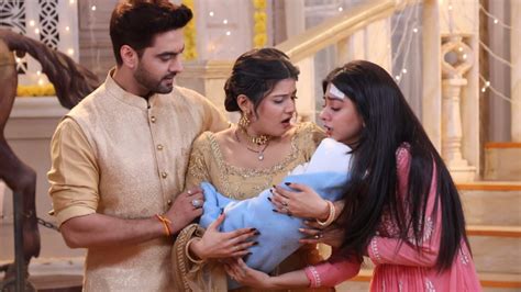 Yeh Rishta Kya Kehlata Hai Written Update November 19 2024 Abhira