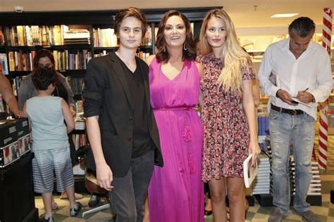 Foto Luiza Brunet Os Filhos Armando E Yasmin Frutos Do Seu