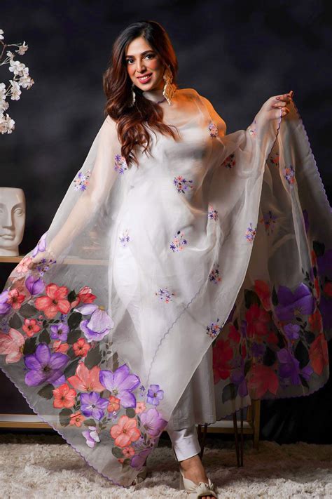 Buy White Silk Organza Handpainted Floral Gulbahaar Dupatta For