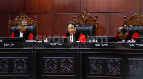 Apa Itu Dissenting Opinion Kenapa Baru Muncul Di Sidang Mk Sengketa