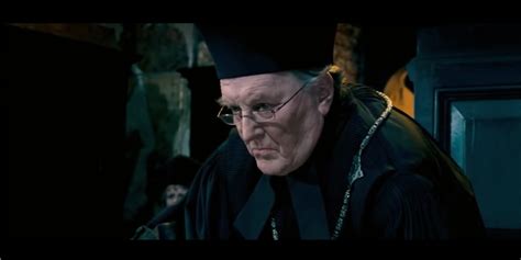 Cornelius Fudge actor from 'Harry Potter' dies at 91