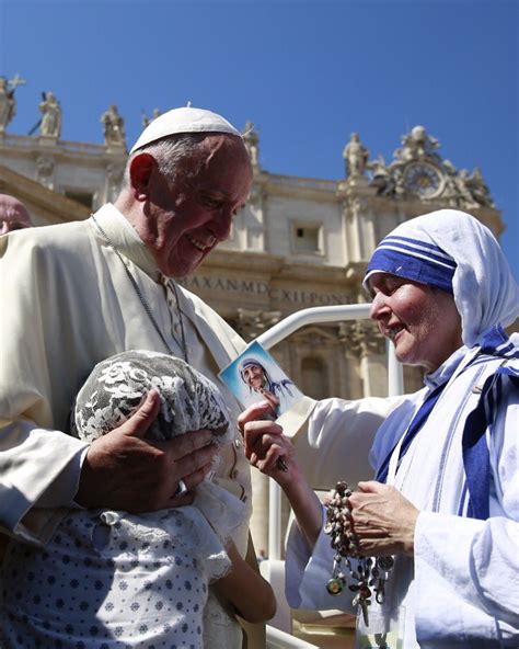 PAPA FRANCISCO VICARIO DE CRISTO IMÁGENES DE LA CANONIZACIÓN DE