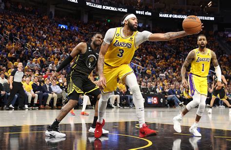 Anthony Davis Lebron James Lead Lakers To Game Win Over Warriors