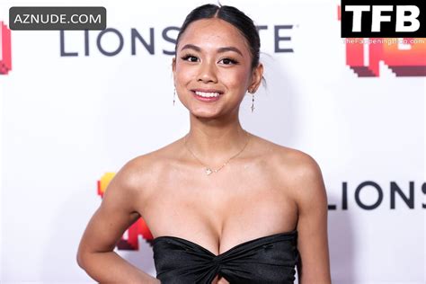 Ylona Garcia Sexy Seen Showing Off Her Hot Tits At The One Up Premiere In Los Angeles AZNude