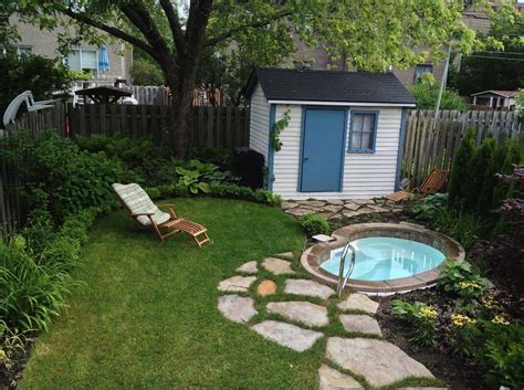 40+ Outstanding Hot Tub Ideas To Create A Backyard Oasis | Small inground pool, Small yard ...