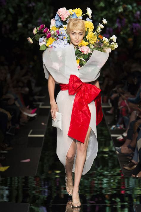 Moschinos Spring 2018 Flower Dresses Are The Latest In A Decades Long