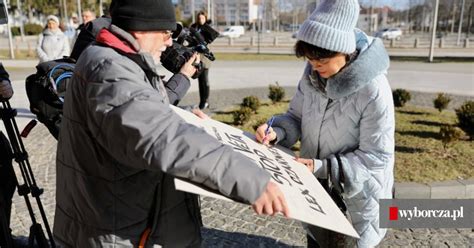 Protest Przeciwko Lex Czarnek W Kielcach Wychowamy Ludzi