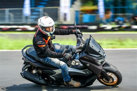 Gelar Test Ride Awak Media Jajal Performa Berkendara NMAX TURBO