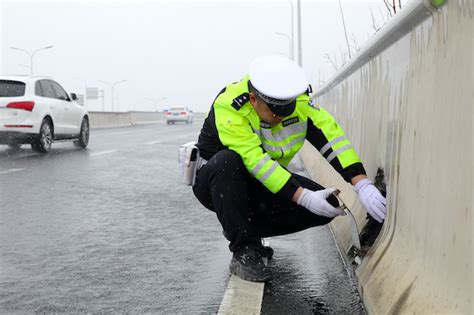 江苏省公安厅 图片新闻 省公安厅部署2023年春运道路交通管理工作 全力防范五类风险 保障春运平安畅通