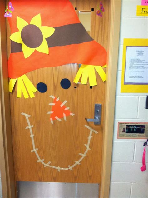 Pin By Marla Bomma On Work Fall Classroom Decorations Thanksgiving