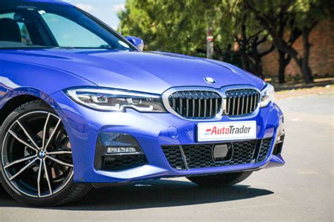 BMW 320i (2020) Review - Expert BMW 3 Series Car Reviews - Kiến Thức ...