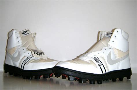 Nike Shark - OG 1988 Football Cleats - SneakerNews.com