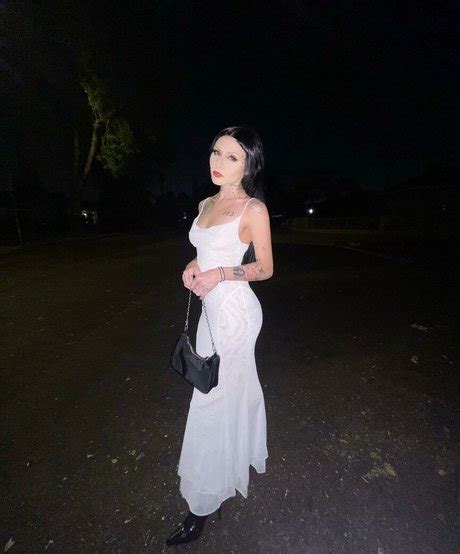 Layla Shapiro Nude OnlyFans Leaks Photos TopFapGirls