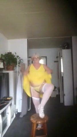 Mon Poussin Jaune Free Mature Wife Homemade Porn Video Xhamster