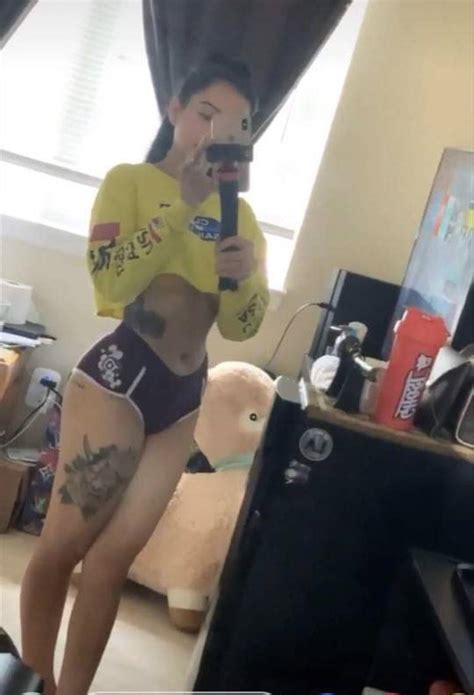 Bella Poarch Nude Onlyfans Leaked NEW Fapfappy OnlyFans Leaked Nudes