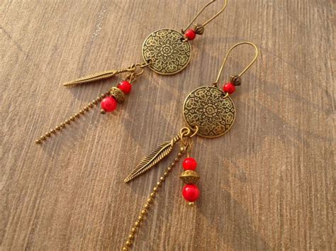 Boucles avec perles semi précieuses de jade Mashan rouge sang Drop