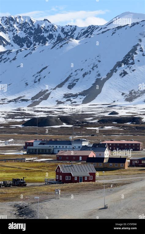 NY ALESUND INTERNATIONAL RESEARCH STATION. SVALBARD. ARCTIC. NORWAY ...