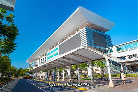 Harry 08394 公車站 高鐵左營站 左營高鐵站 新左營車站 高鐵車站 三鐵共構 大眾運輸 高鐵站 火車站 捷運站 車站 建築 高雄市 左營區 高雄 左營 A Photo On