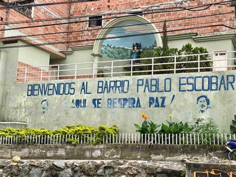 PABLO ESCOBAR NEIGHBOURHOOD BnB Colombia Tours