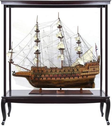 Old Modern Handicrafts HMS Sovereign Of The Seas 56 With Display Case