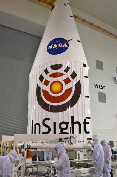 insight mars lander joined  atlas  launcher  vandenberg air