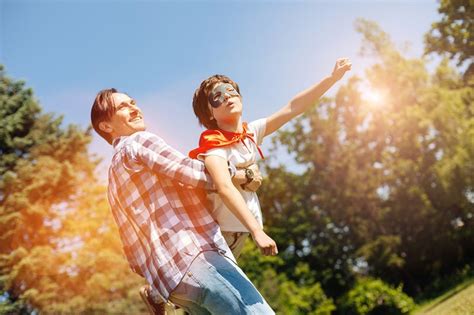 Tips on Being a Better Dad: 5 Small Steps 