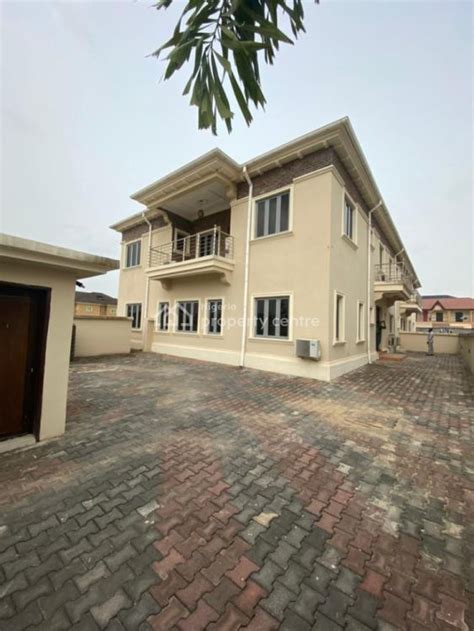 For Rent 5 Bedroom Detached Duplex With 2 Bq Mayfield Garden Estate