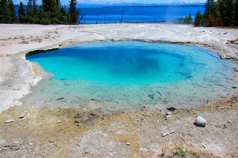 RV Campgrounds in Yellowstone: The Ultimate Guide