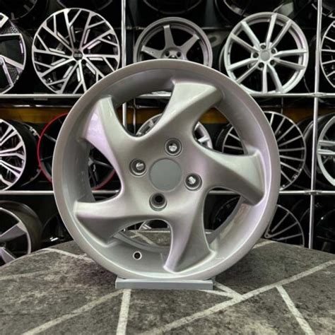 15 inç 4x100 PORSCHE Jant Modeli Porshe Peşin Fiyatına Taksit