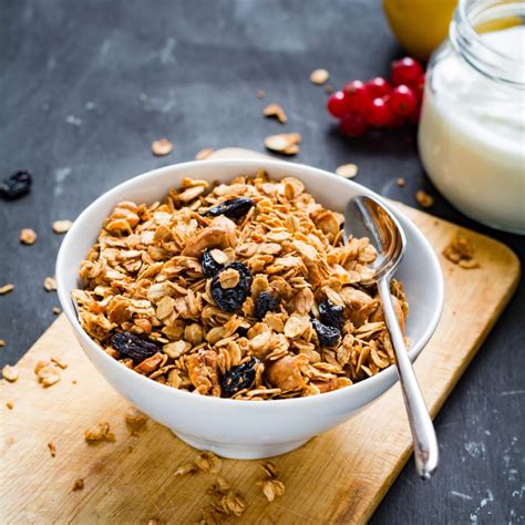 Como fazer granola em casa Receita simples e fácil Receitas simples