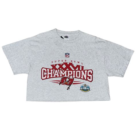 Vintage Tampa Bay Buccaneers Super Bowl Xxxvii Champions Crop Top Size