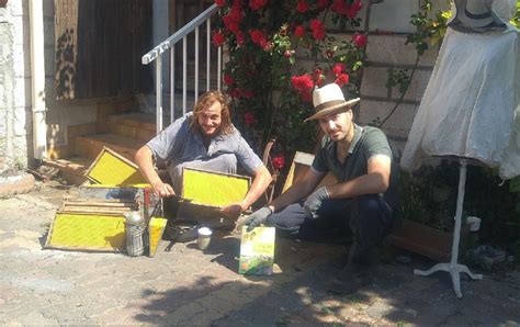 BESSAN Une campagne participative par amour des abeilles Hérault