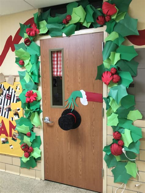 Holiday Door Decorating Contest Door Decoration Bulletin Board Door